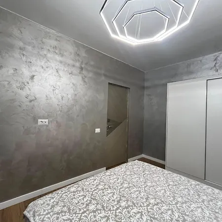 Signature Promenada Apartment